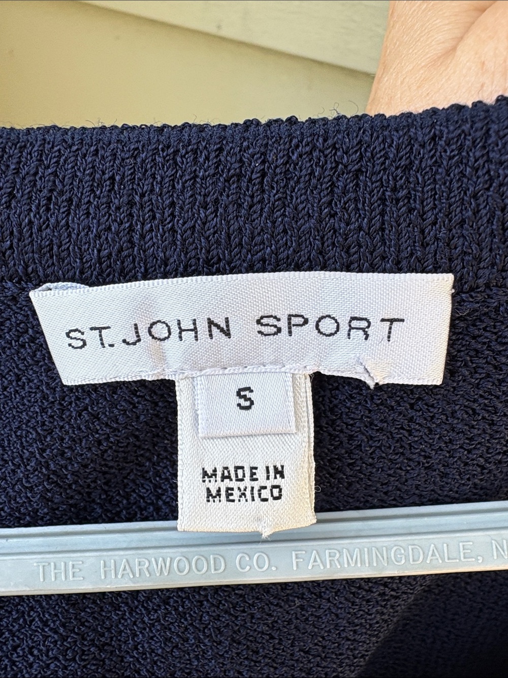 St. John Sleeveless knit sheath dress. Navy blue Sz S. Excellent Condition